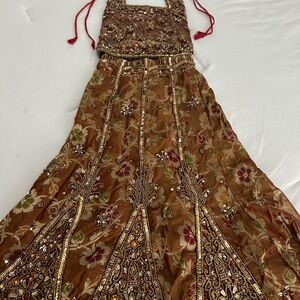 Embroidered girls halter lehenga (3-5 YO)